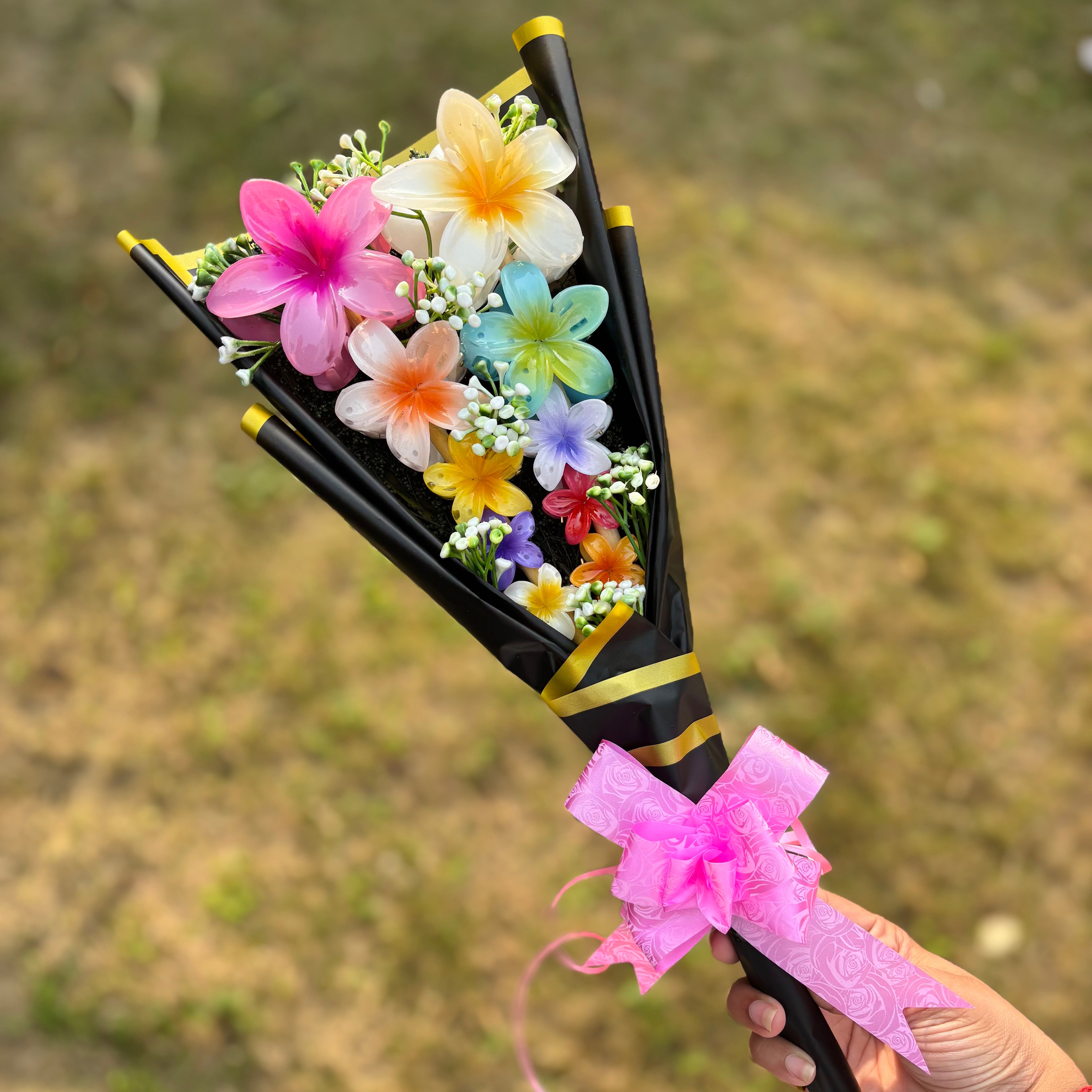 Stylish Flower Claw Clip Gift Set – Perfect for Every Occasion by SaaR Beauty – Set of 10 Hair Clutchers- premium korean packaging