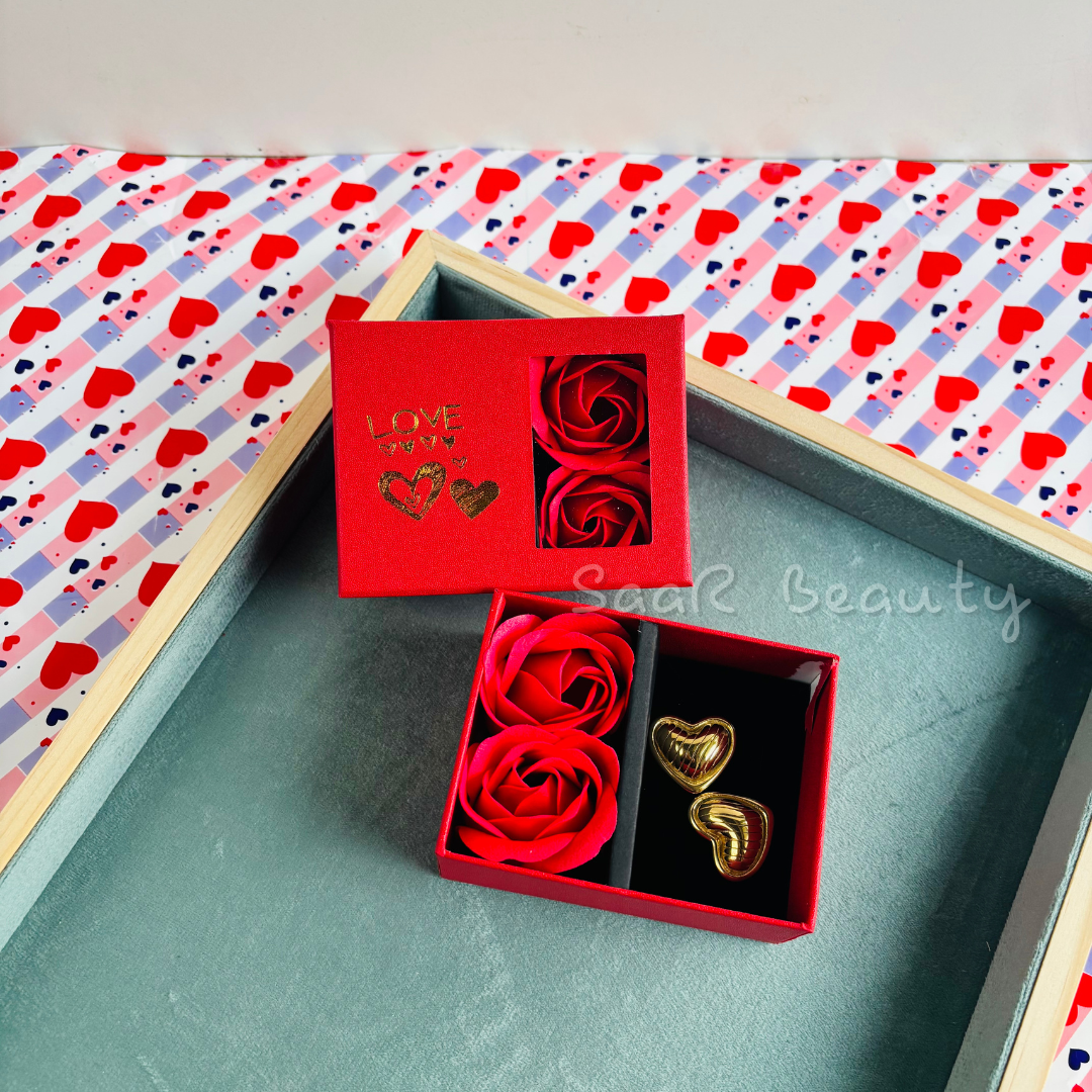 SaaR Beauty empty Valentine’s Gift Box – Elegant Multipurpose Gift Packaging with Artificial Roses for Jewelry, Chocolates & More
