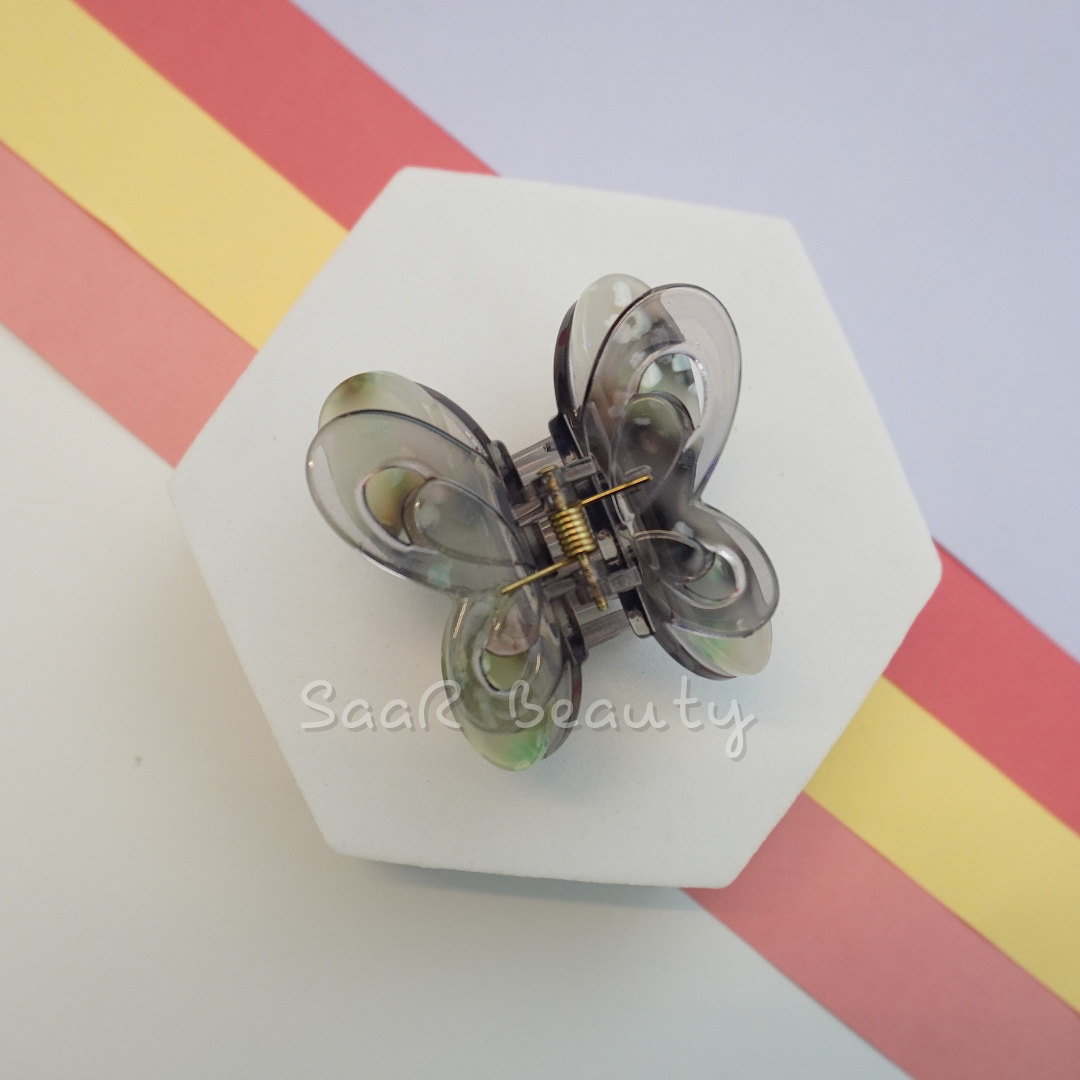 Butterfly Medium Claw Clips for Women – Stylish & Sturdy Hair Accessory