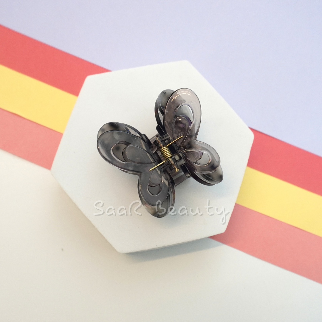 Butterfly Medium Claw Clips for Women – Stylish & Sturdy Hair Accessory