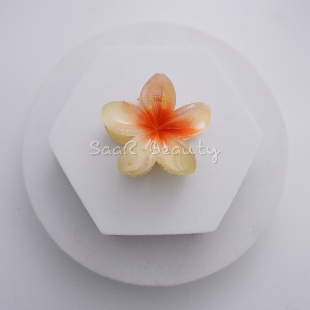 Vibrant Large Viral Flower Claw Hair Clip β Stylish & Durable Colorful Hair Accessory by SaaR Beauty