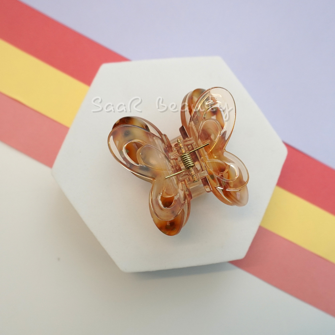 Butterfly Medium Claw Clips for Women – Stylish & Sturdy Hair Accessory