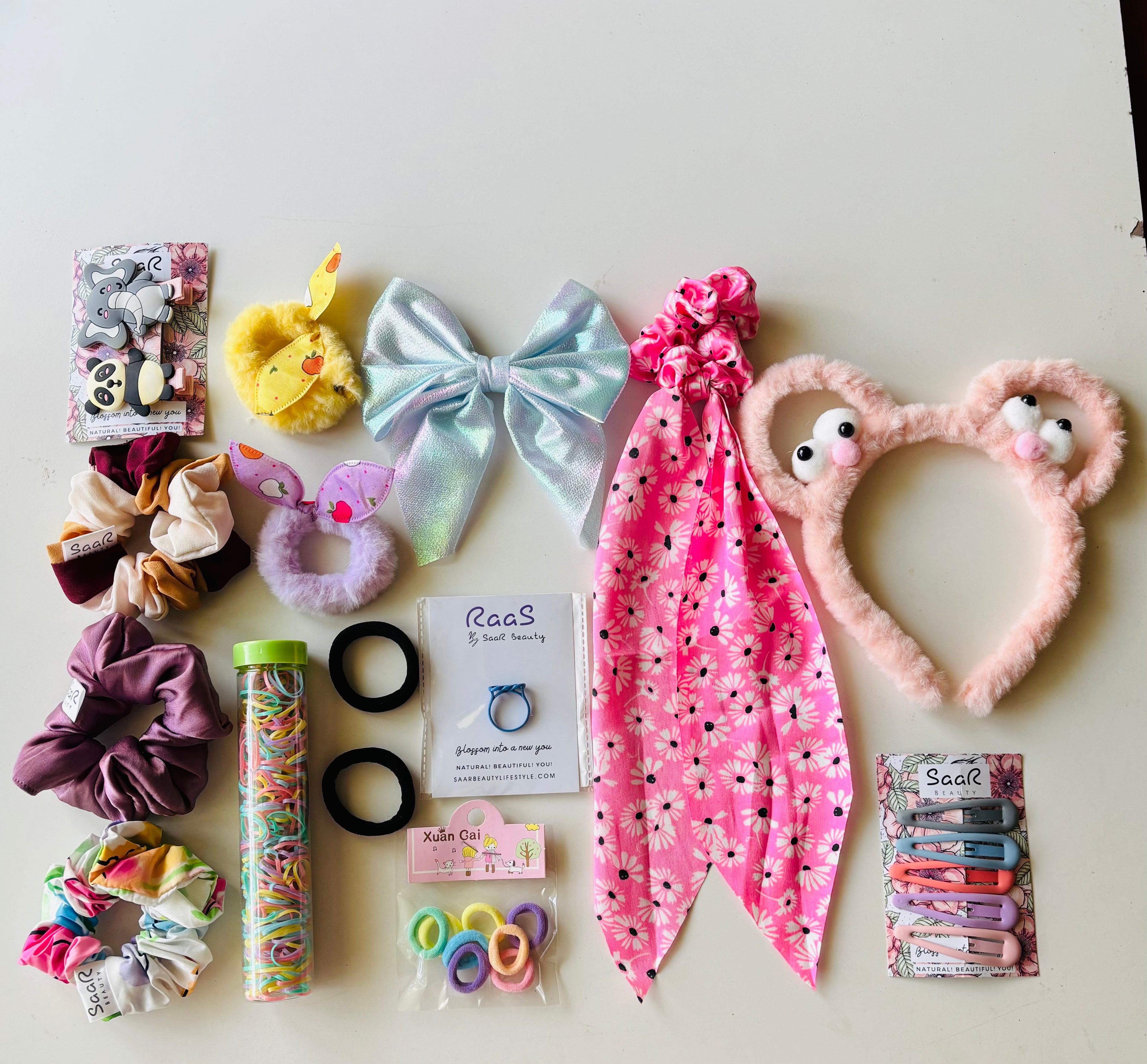 Perfect gift hamper -Random colors