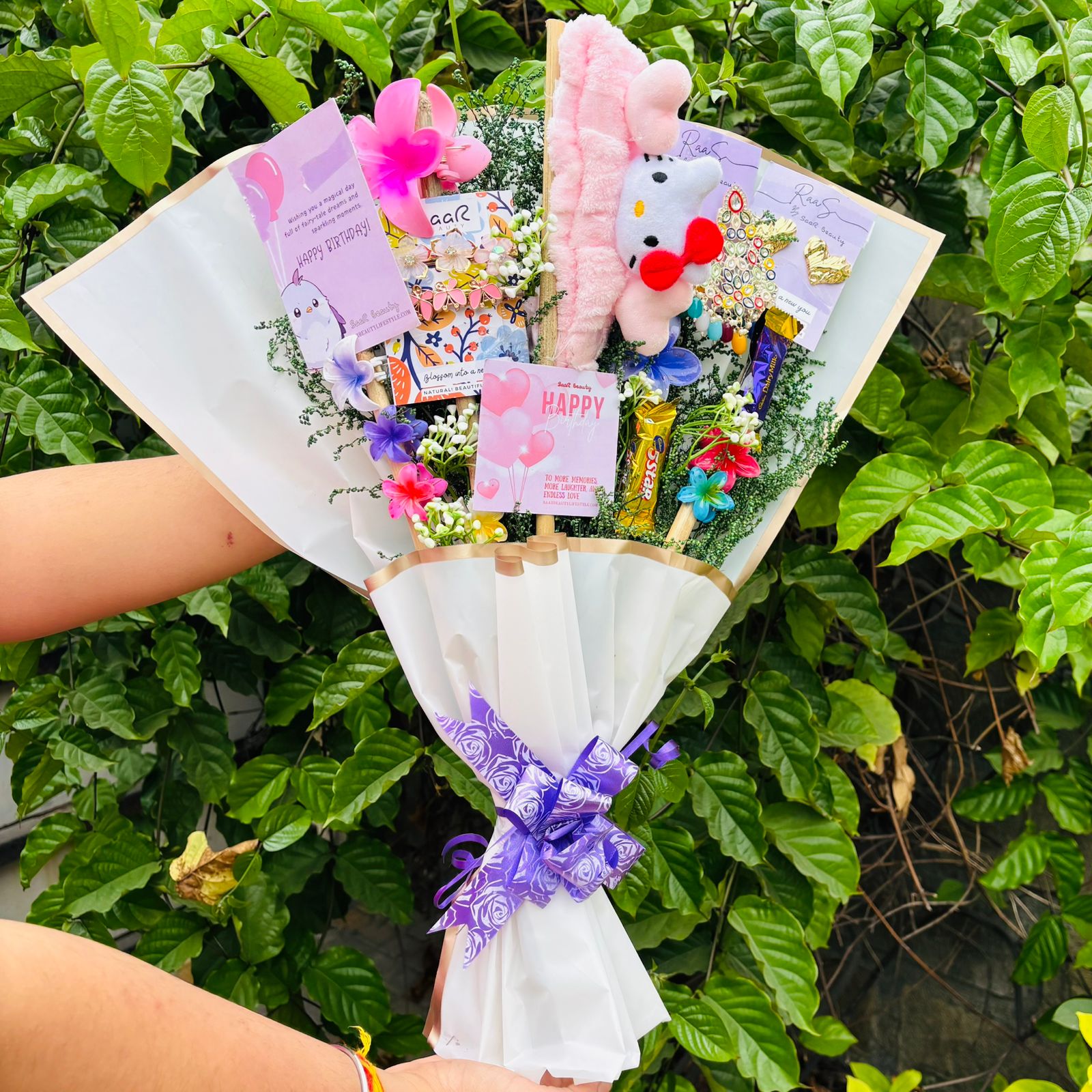 Saar Beauty Limited Edition Birthday Accessories Bouquet – Unique Birthday Gift for Women & Girls | Hair Accessories & Jewelry Set Gift Bouquet