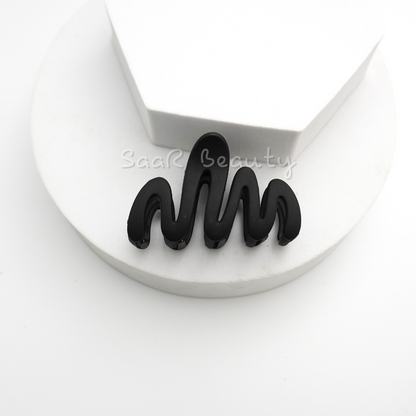 Wavy Medium Claw Clutcher Set – Stylish & Durable Hair Clips by SaaR Beauty