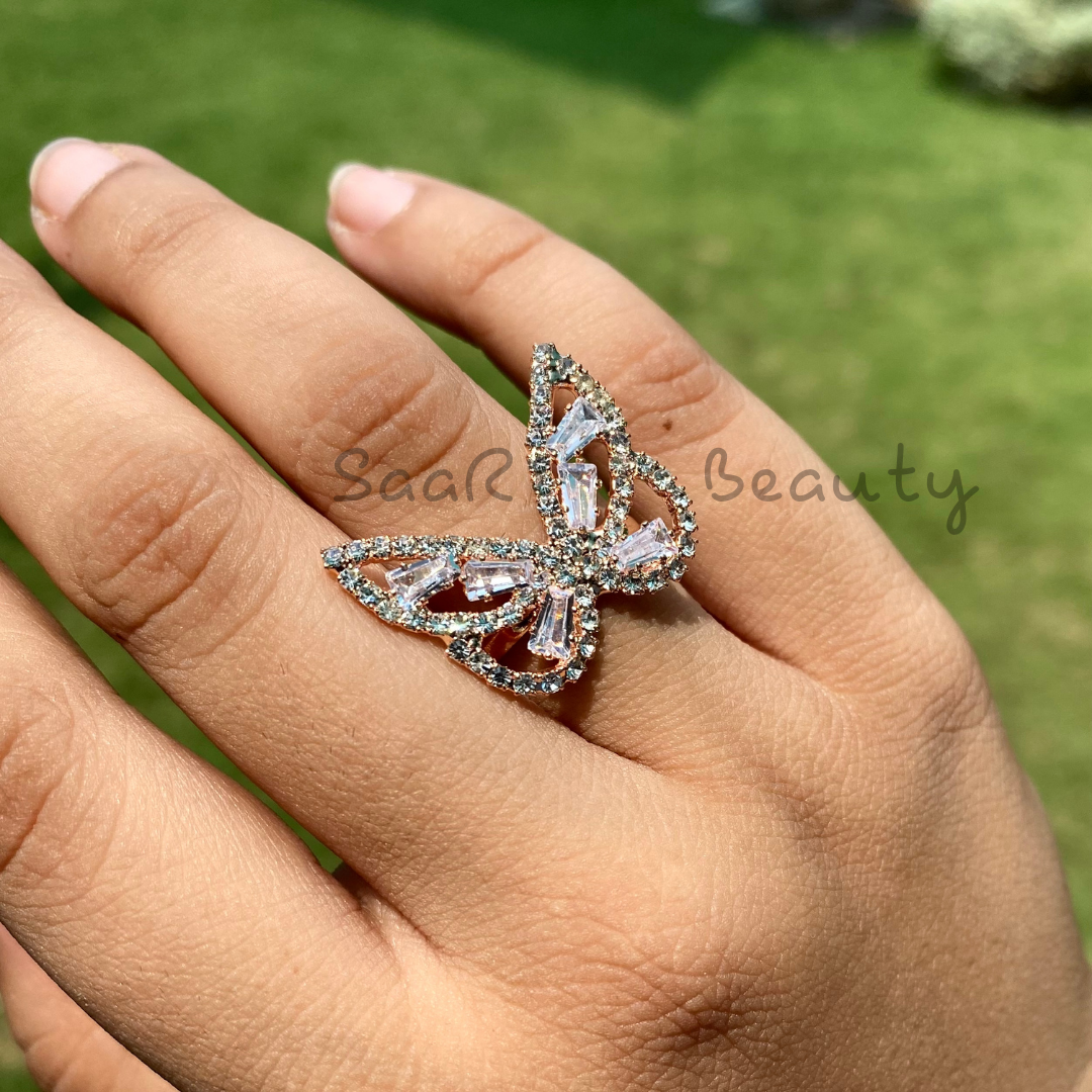 EXCLUSIVE LARGE BUTTERFLY RING