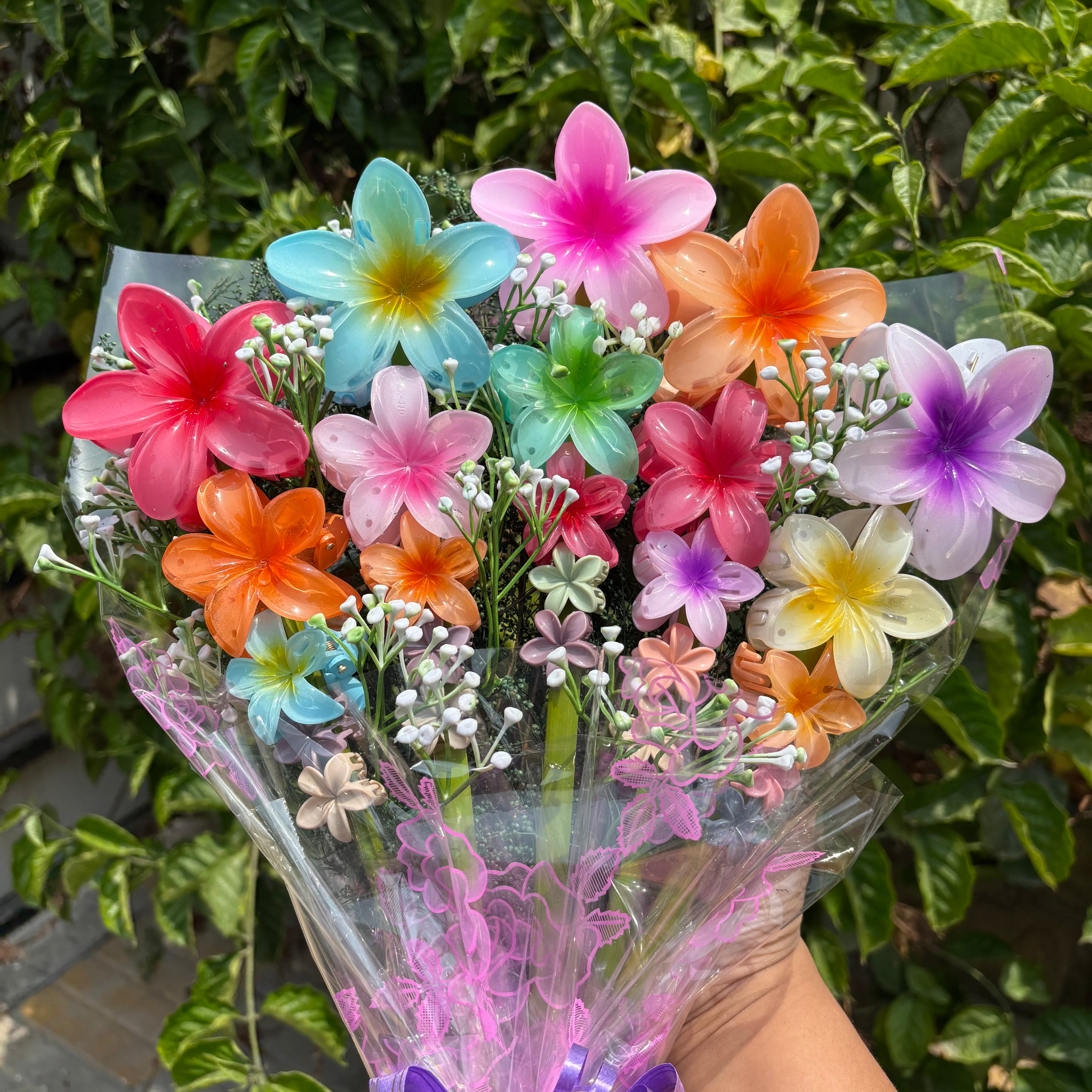 Viral Flower Hair Claw Clip Clutcher Bouquet – Set of 25 Hair Clutchers