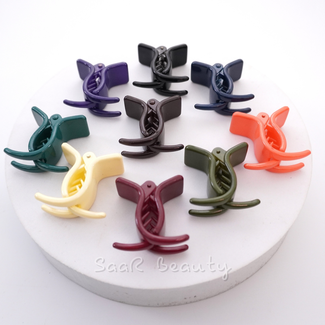 Solid Color Hair Jaw Claw Clutcher Clip – Durable, Stylish, and Lightweight by SaaR Beauty