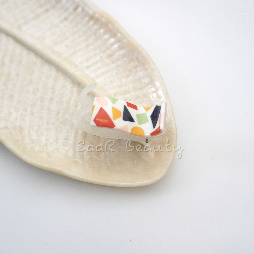 Printed Colorful Hair Jaw Claw Clutcher Clip – Premium Korean Quality for All Hair Types