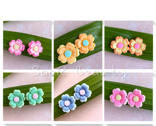 DUAL FLOWER TOPS STUD EARRINGS