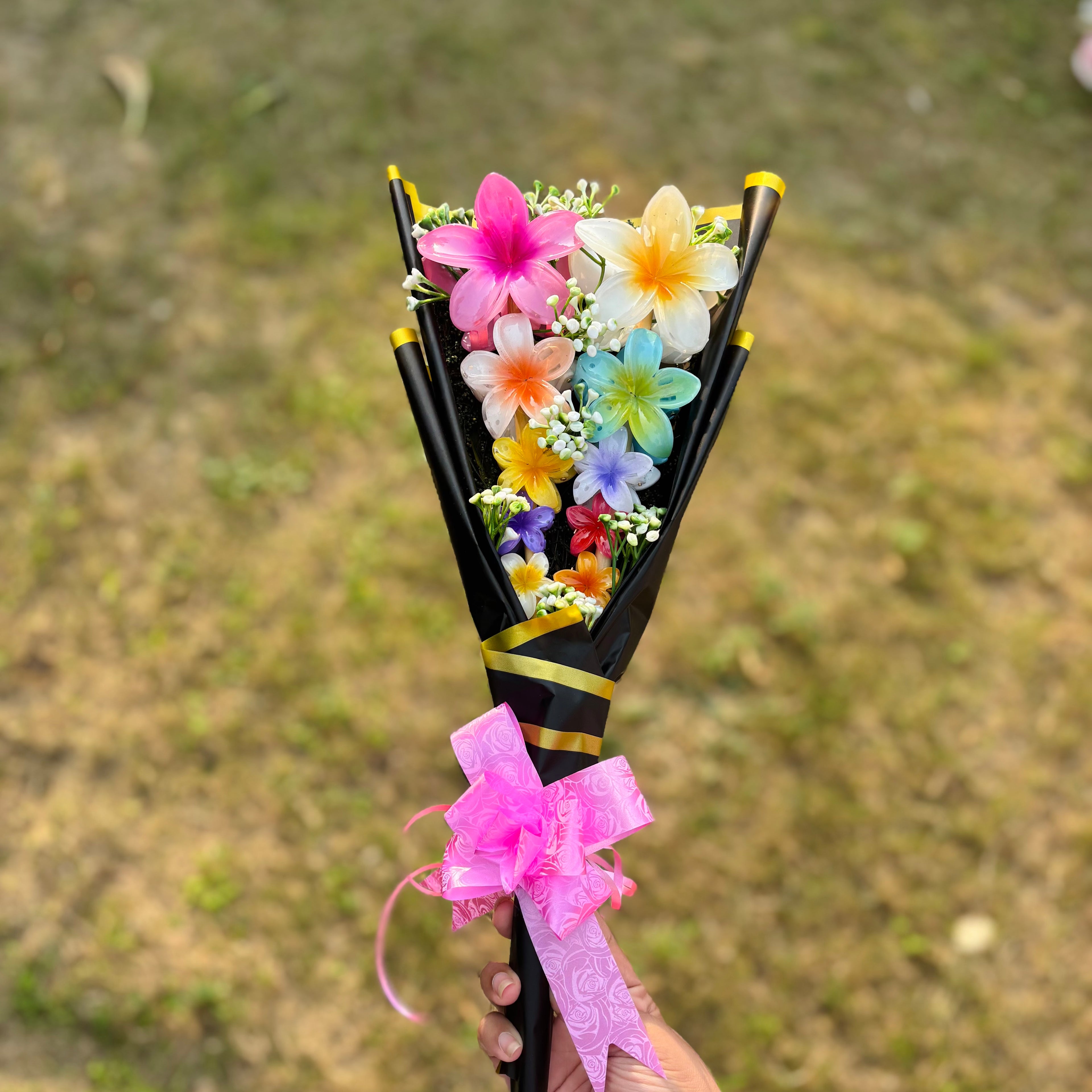 Stylish Flower Claw Clip Gift Set – Perfect for Every Occasion by SaaR Beauty – Set of 10 Hair Clutchers- premium korean packaging