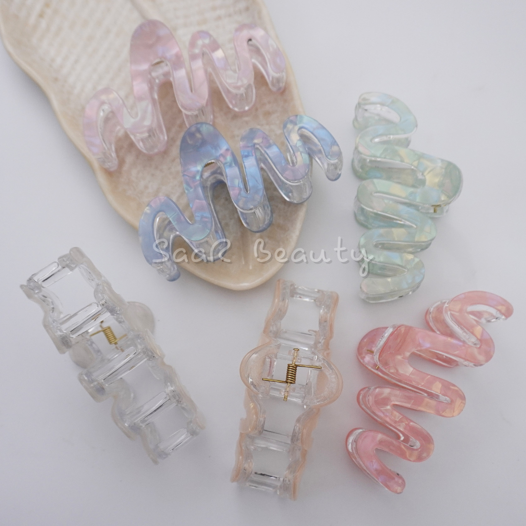 Discover the Bofeini Wavy Claw Clips with a stunning marble finish! High-quality, non-breakable hair clutches in soft pastel hues. Durable, stylish, and perfect for all hair types!