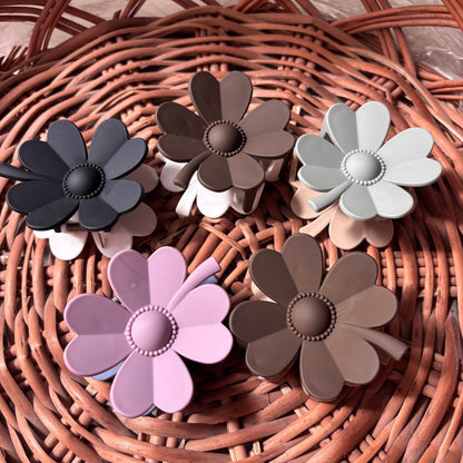 SaaR Beauty Dual Tone Daisy Hair Clutcher | Matte Flower Hair Claw Clip for Women &amp; Girls