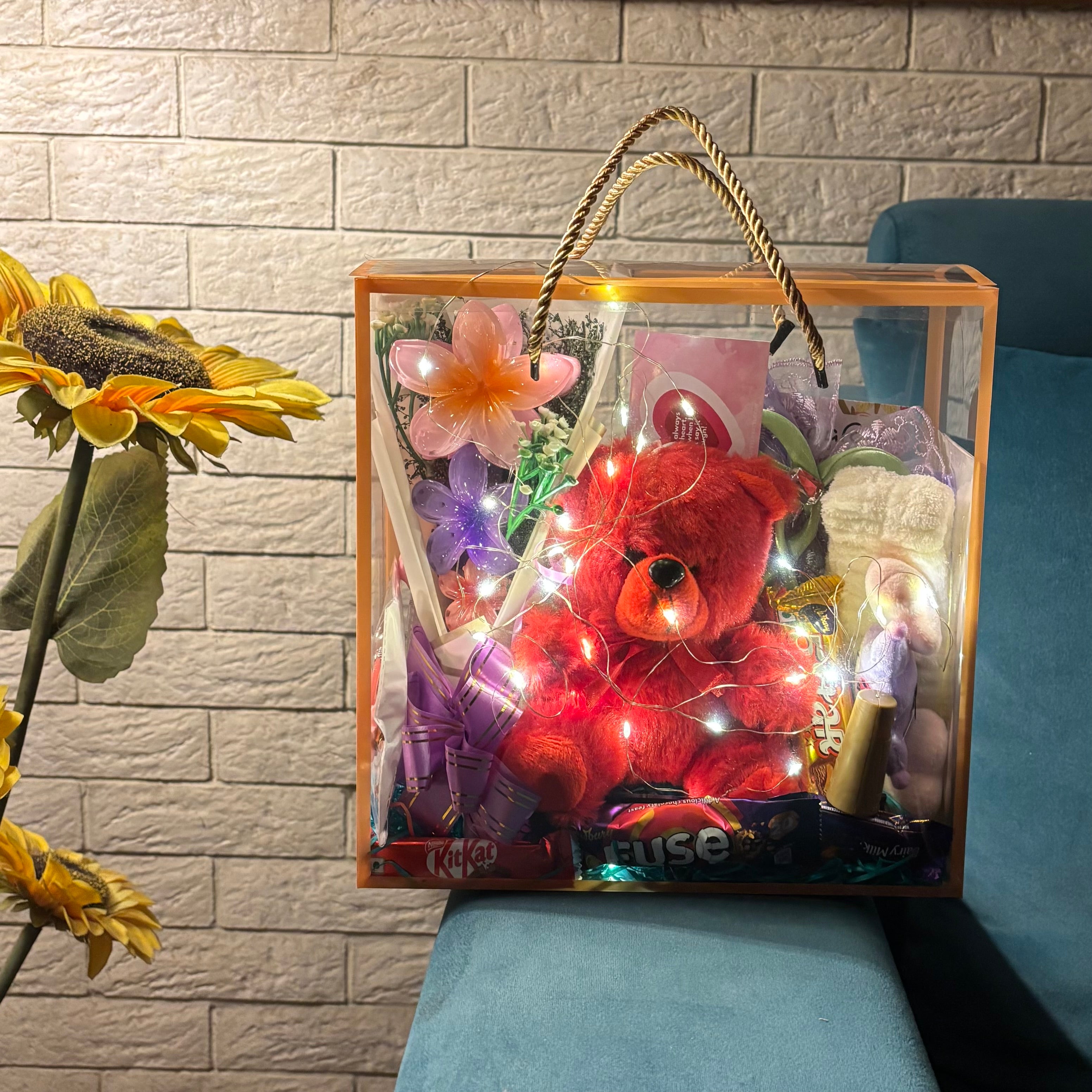 Luxury Surprise Gift Hamper with Fairy Lights SaaR Beauty