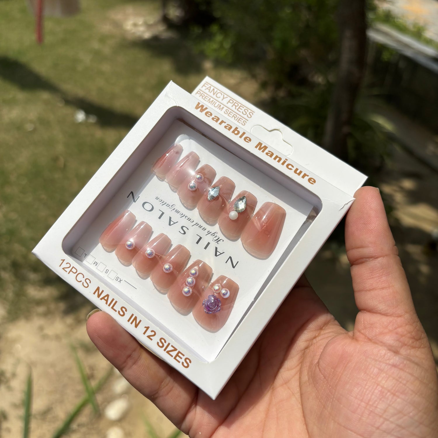 Nail extensions stick ons box