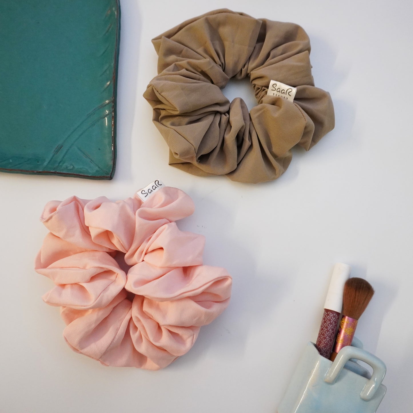 LARGE FLUFFY POLY COTTON PINK & BEIGE SCRUNCHIES