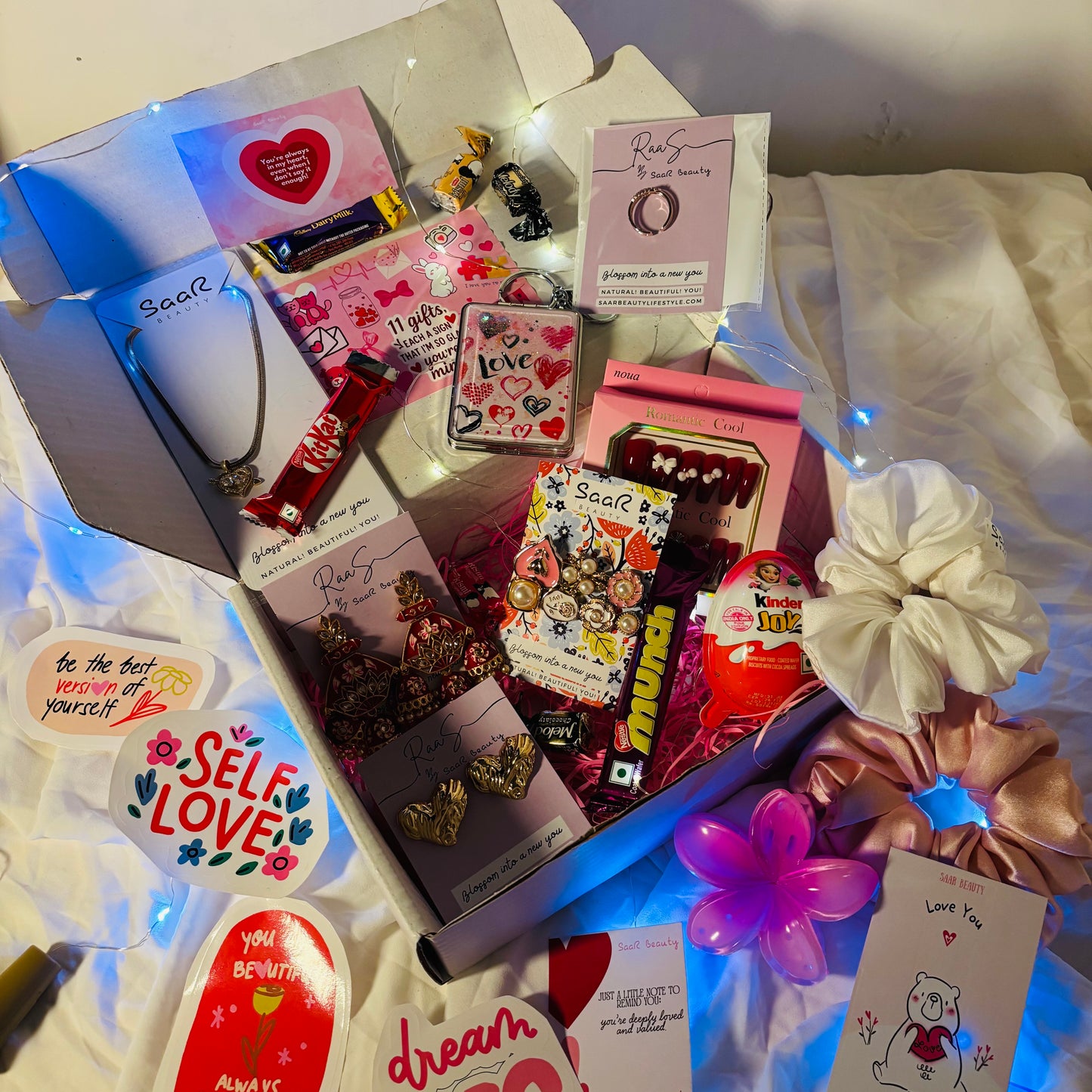 Luxury Pinterest-style self love hamper with fairy lights, chocolates, scrunchies, jewelry, and surprise gifts for girls & women – SaaR Beauty