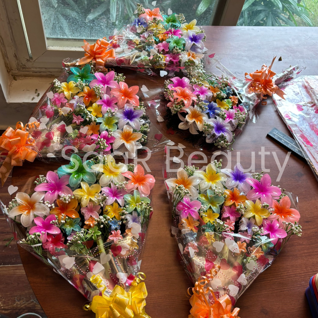Viral Flower Hair Claw Clip Clutcher Bouquet – Set of 25 Hair Clutchers