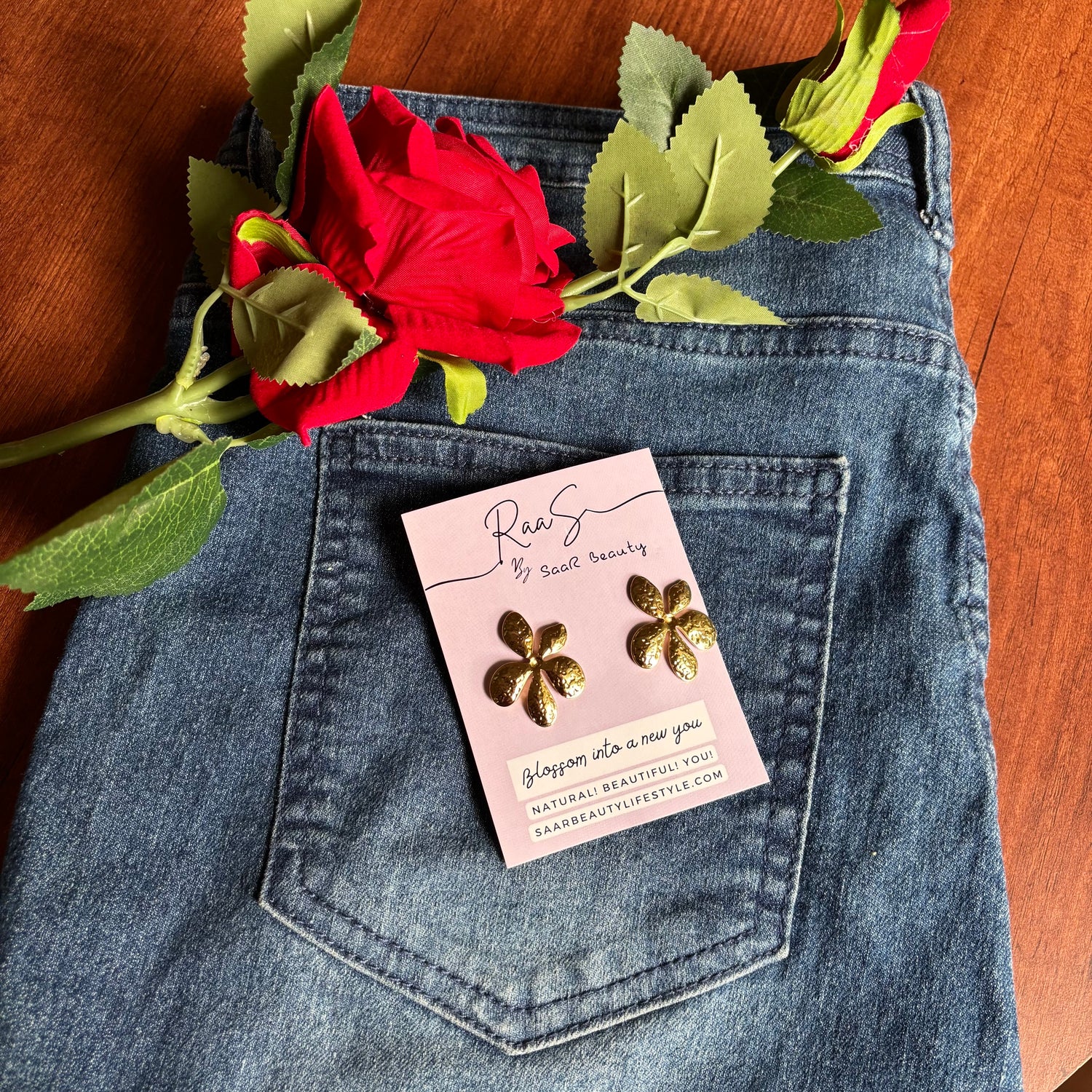 Elegant Floral Design Earrings – Anti-Tarnish Gold Finish