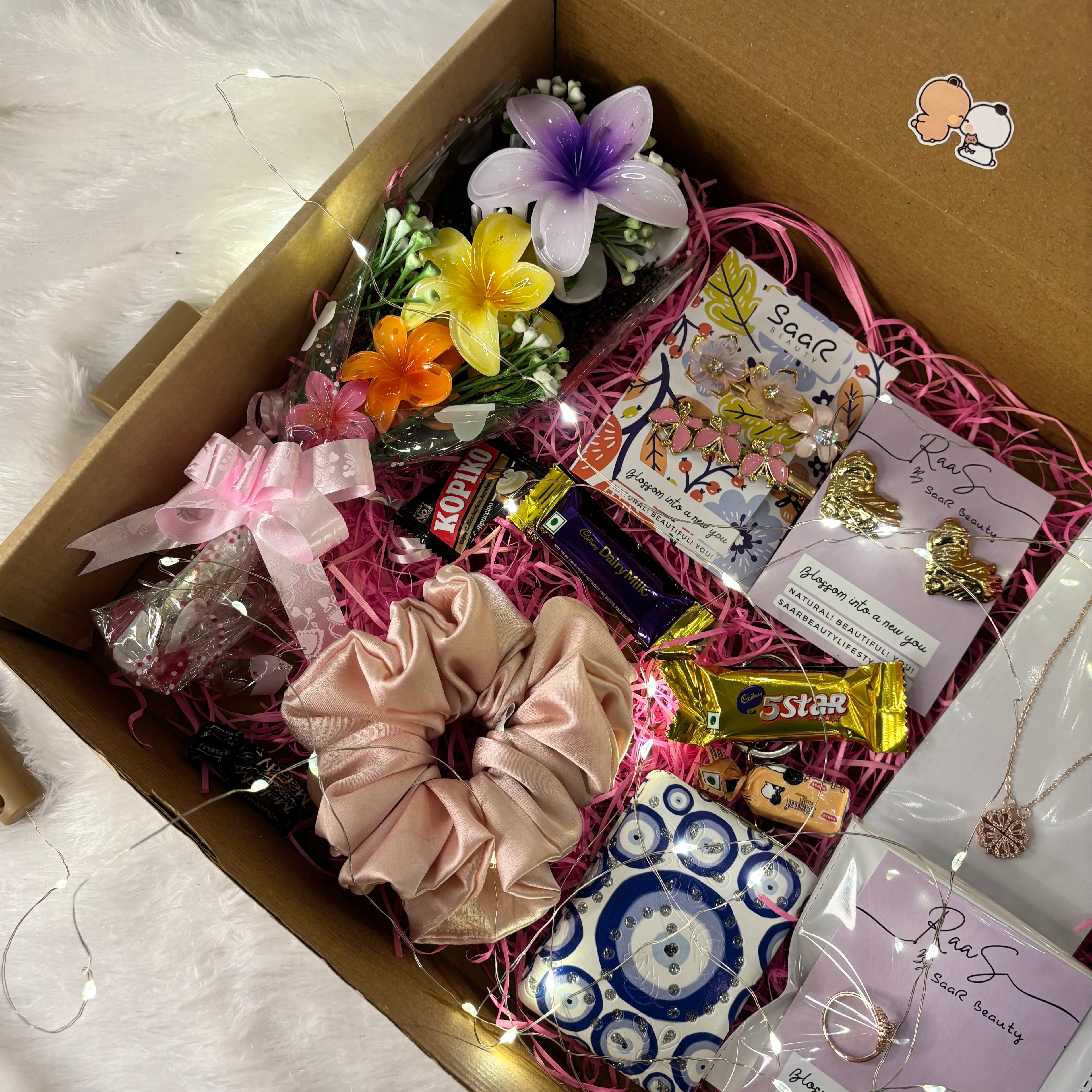 Saar Beauty Luxury Surprise Hamper