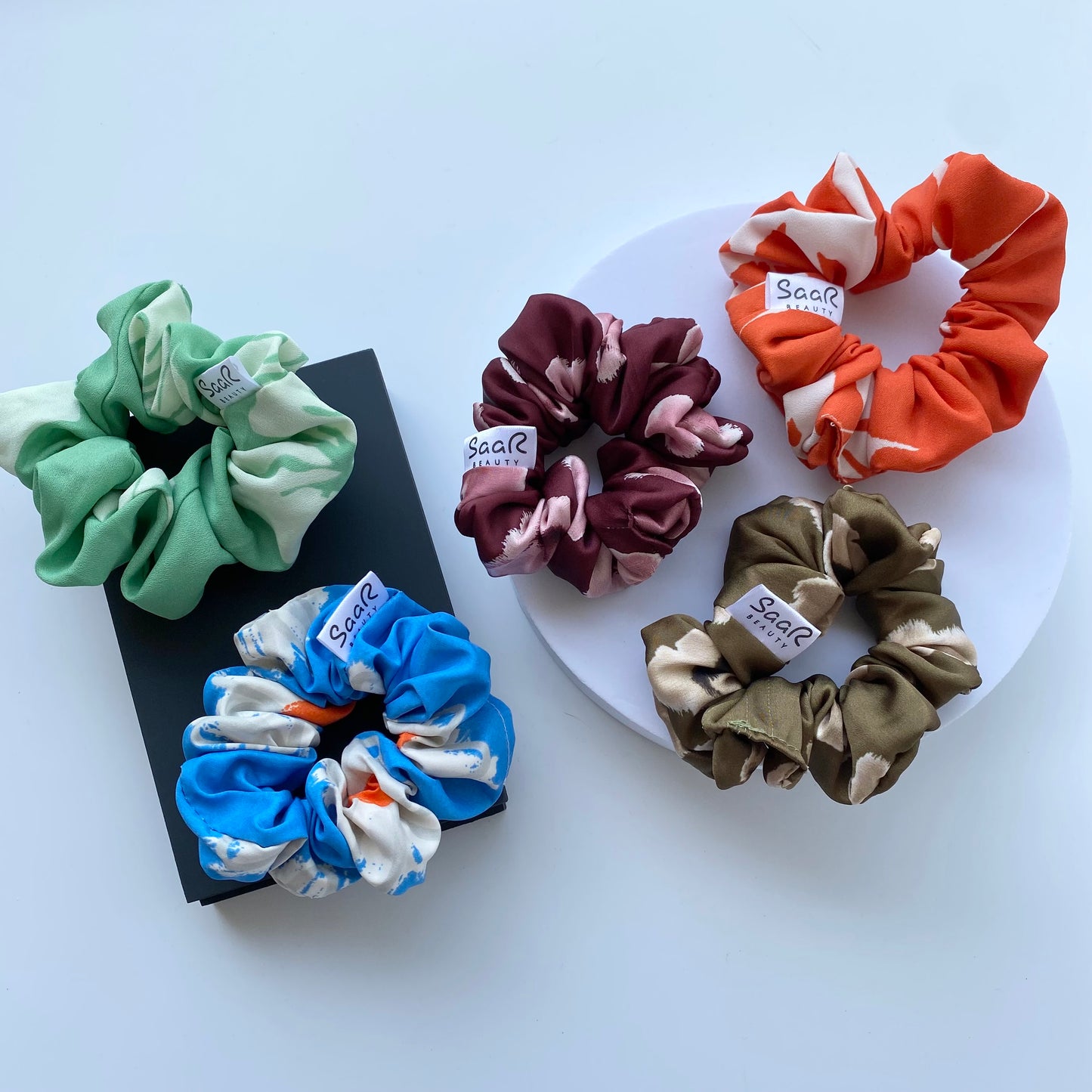 MEDIUM SCRUNCHIES SET OF 5 VARIANT 15