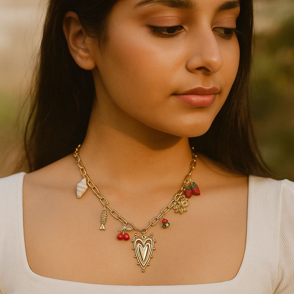 SaaR Beauty HeartBloom Charm Chain Necklace